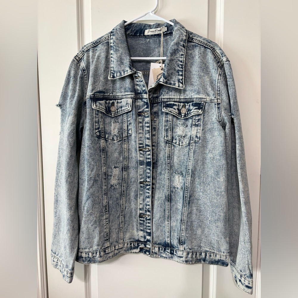 Souther Grace Distressed Acid Wash Denim Jean Jacket Size Large New